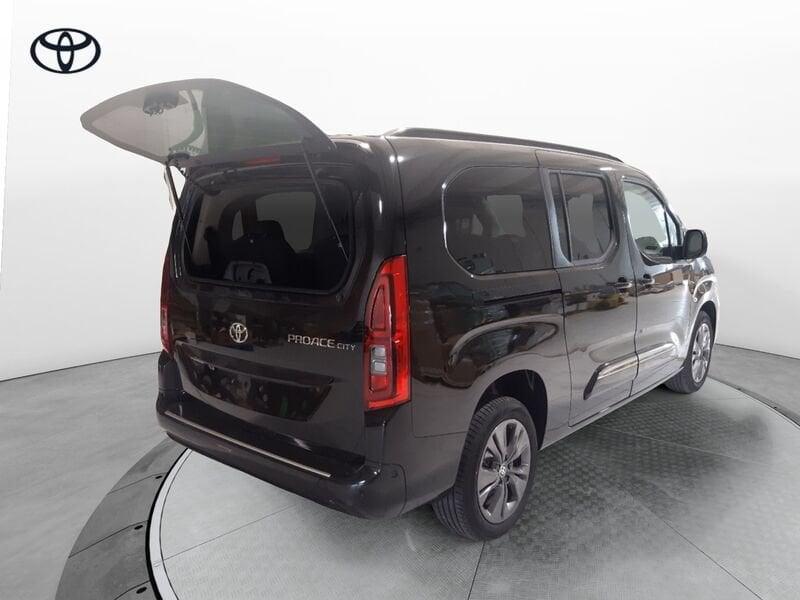 Toyota Proace City Verso 1.5D 130 CV S&S Long Luxury