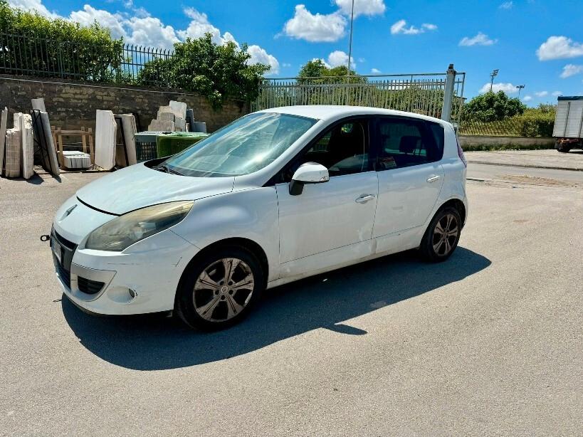 Renault Scenic Scénic X-Mod 1.5 dCi 110CV Luxe