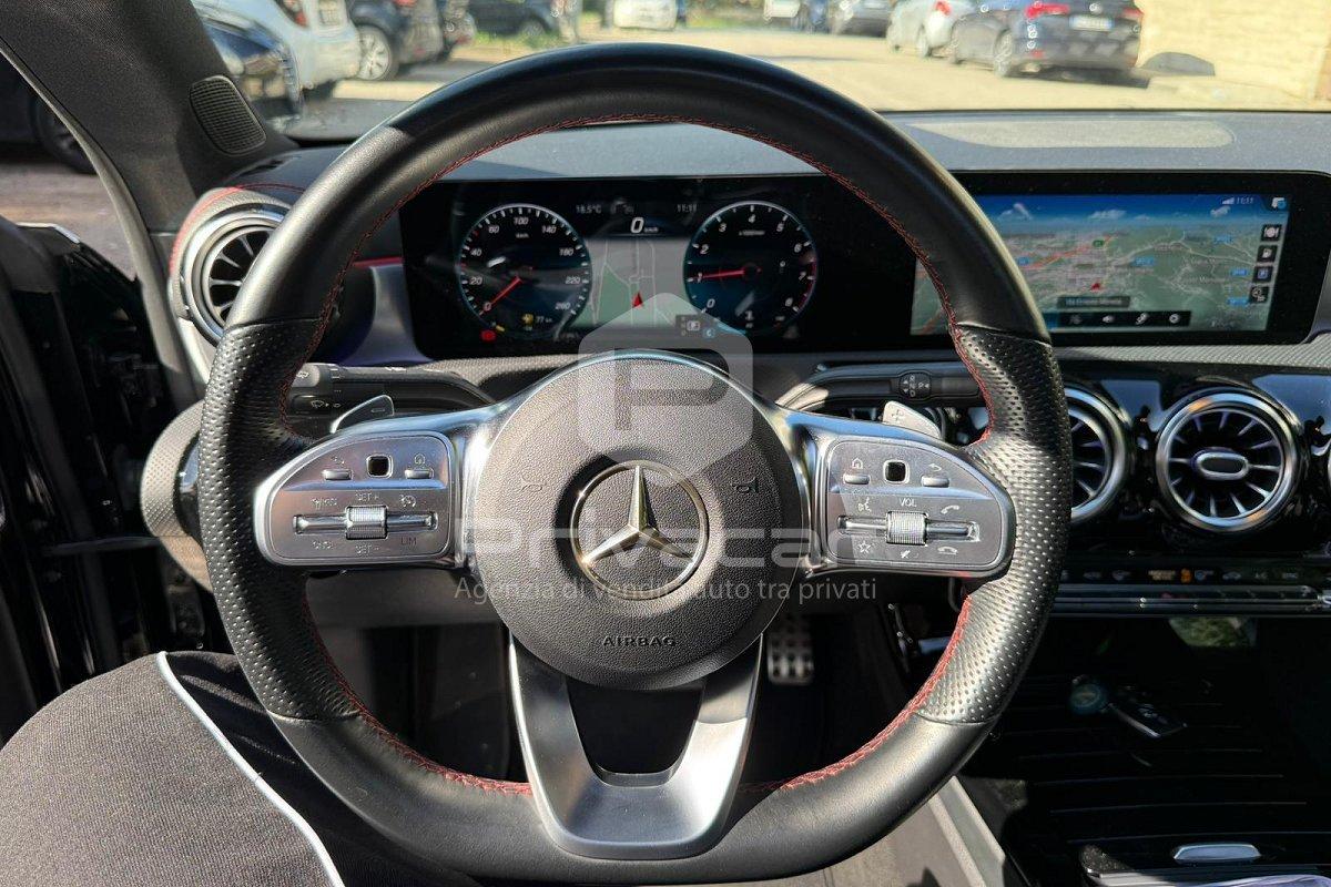 MERCEDES CLA 200 Automatic Premium
