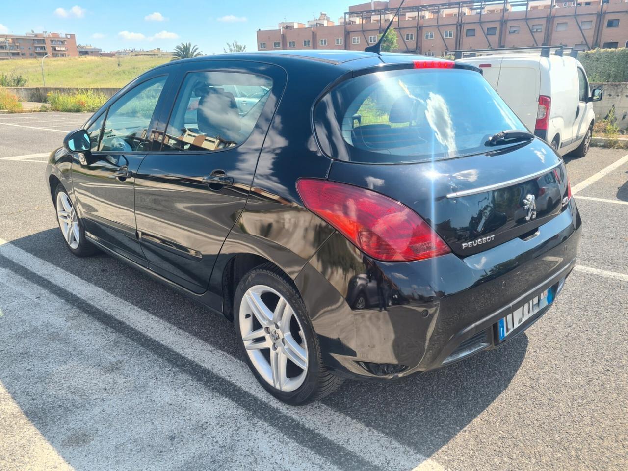 Peugeot 308 1.6 HDi 110CV 5p. Féline (6 Marce)