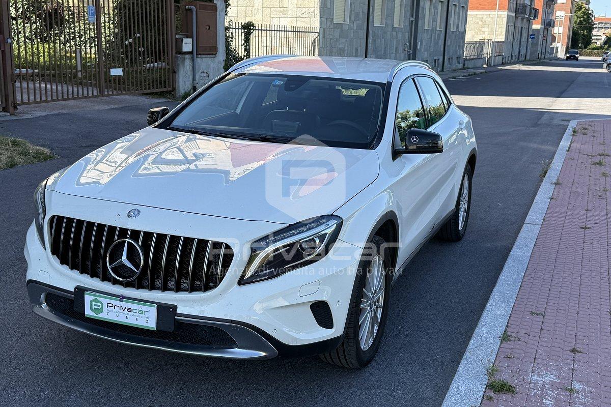MERCEDES GLA 200 Sport