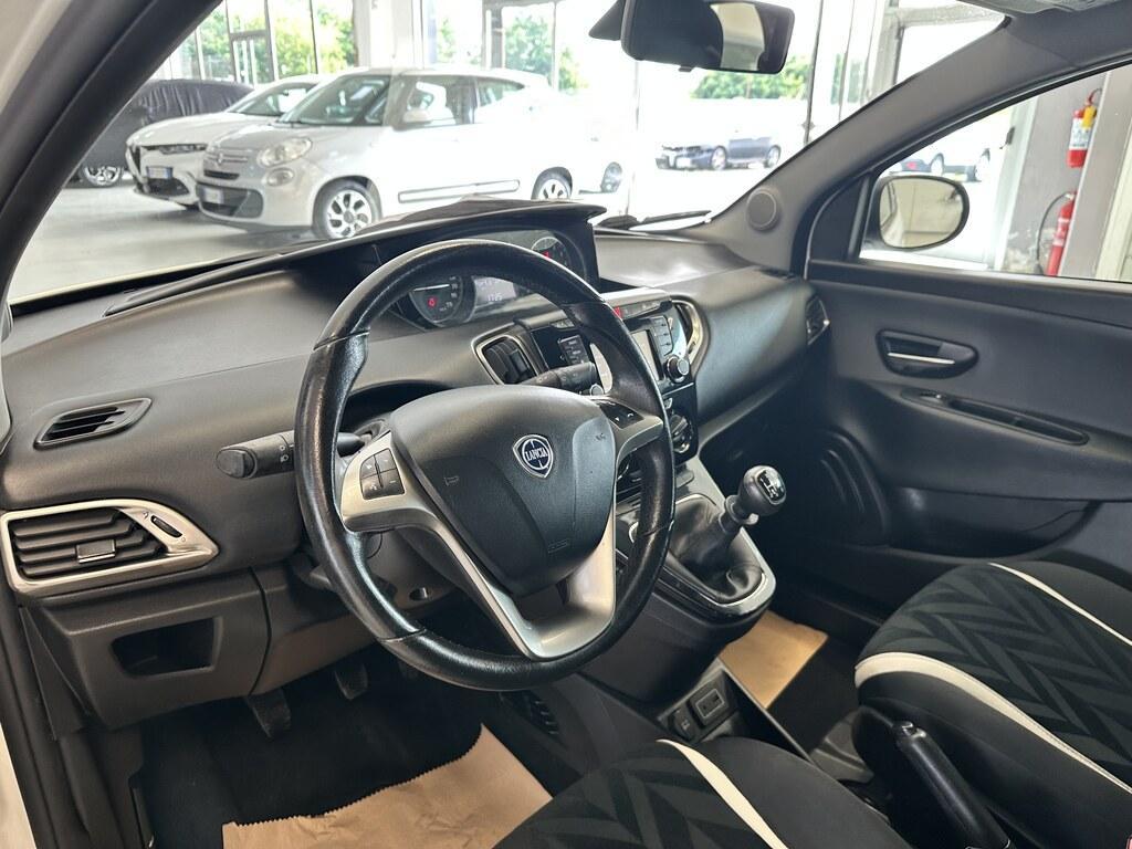 Lancia Ypsilon 5 Porte 1.2 Mya