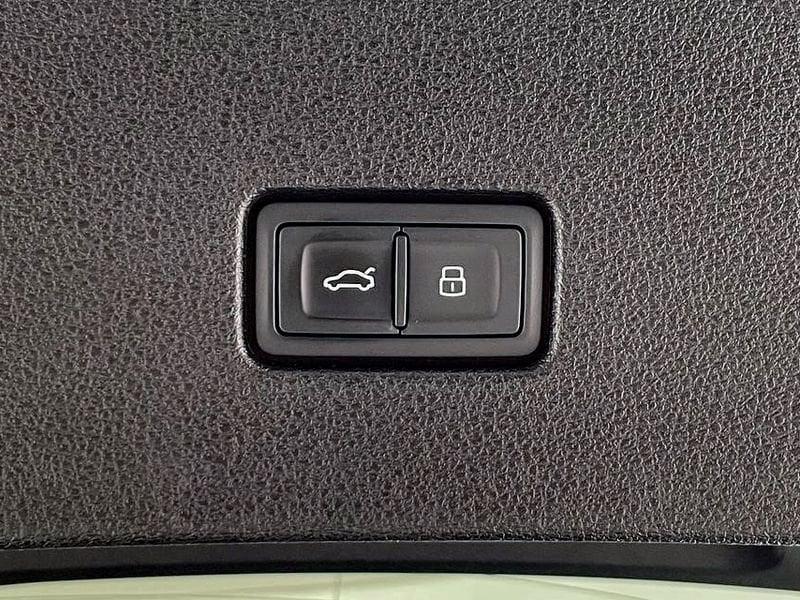 Audi Q8 Q8 50 TDI 286 CV quattro tiptronic Sport