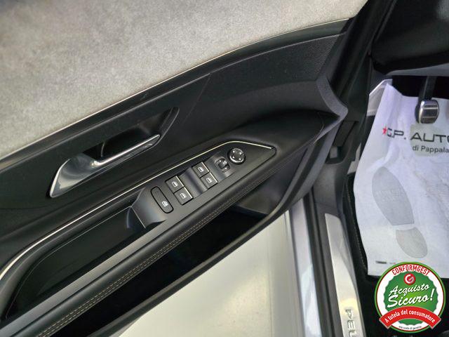 PEUGEOT 3008 PureTech Turbo 130 GT + Tetto
