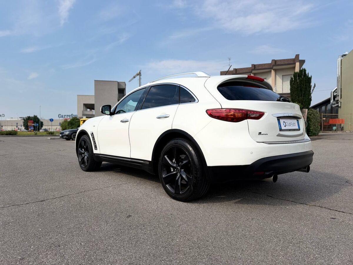 Infiniti QX70 (FX) 3.0d V6 S Premium awd auto