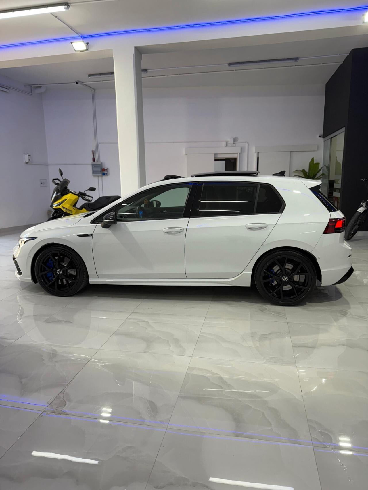 Volkswagen Golf 2.0 TSI R DSG 4Motion