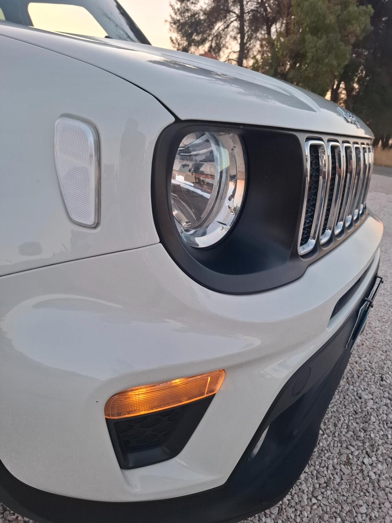 JEEP RENEGADE 1.6 M-JET 130cv- CRUISE-LED *MY 22*