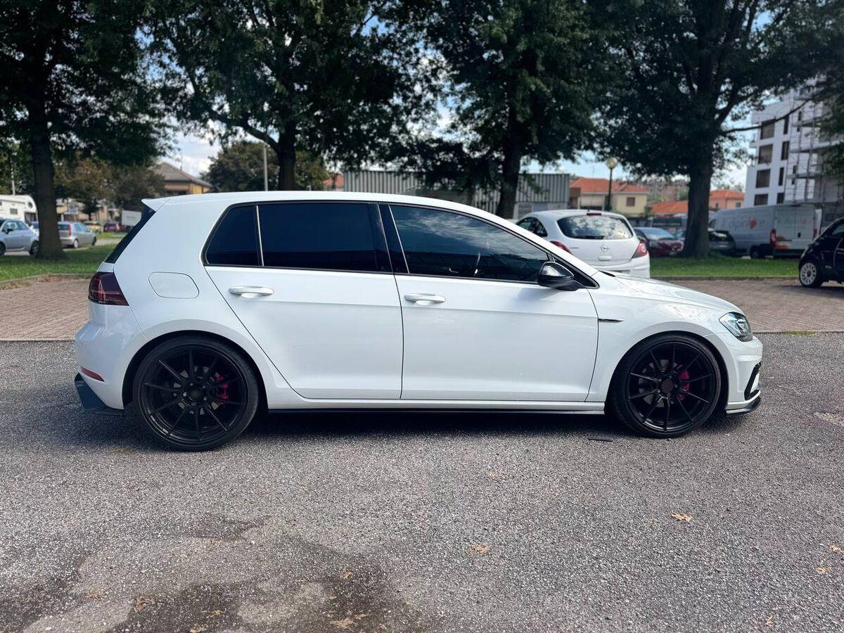 Volkswagen Golf 1.5 tsi Sport 150cv dsg