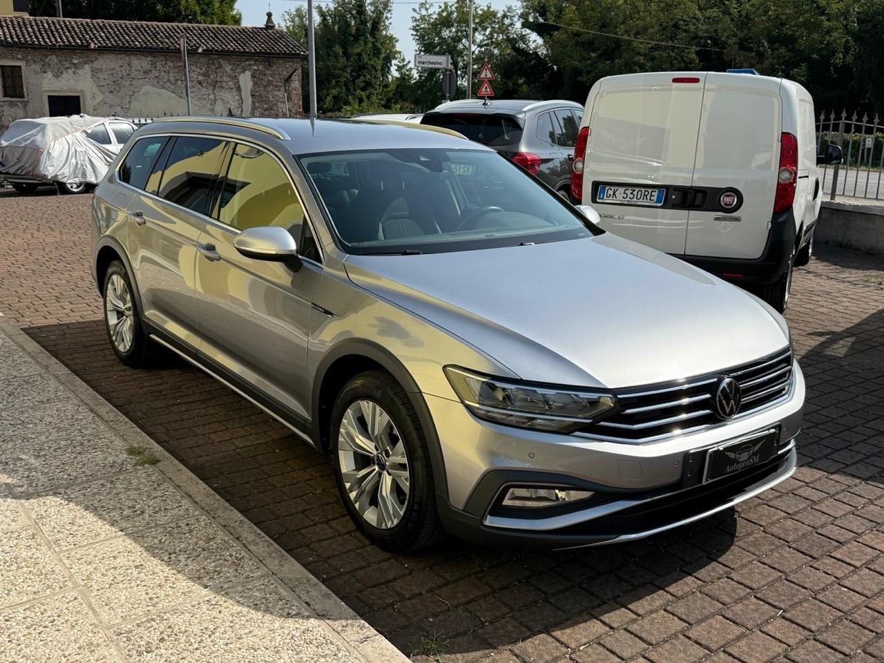 Volkswagen Passat Alltrack 2.0 TDI 200 CV 4MOTION DSG