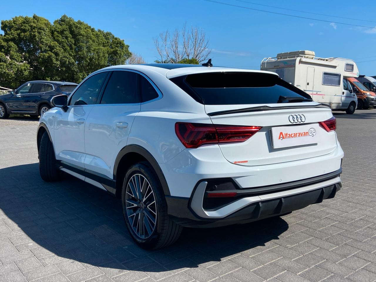 Audi Q3 Sportback 35 2.0 tdi S line edition s-tronic