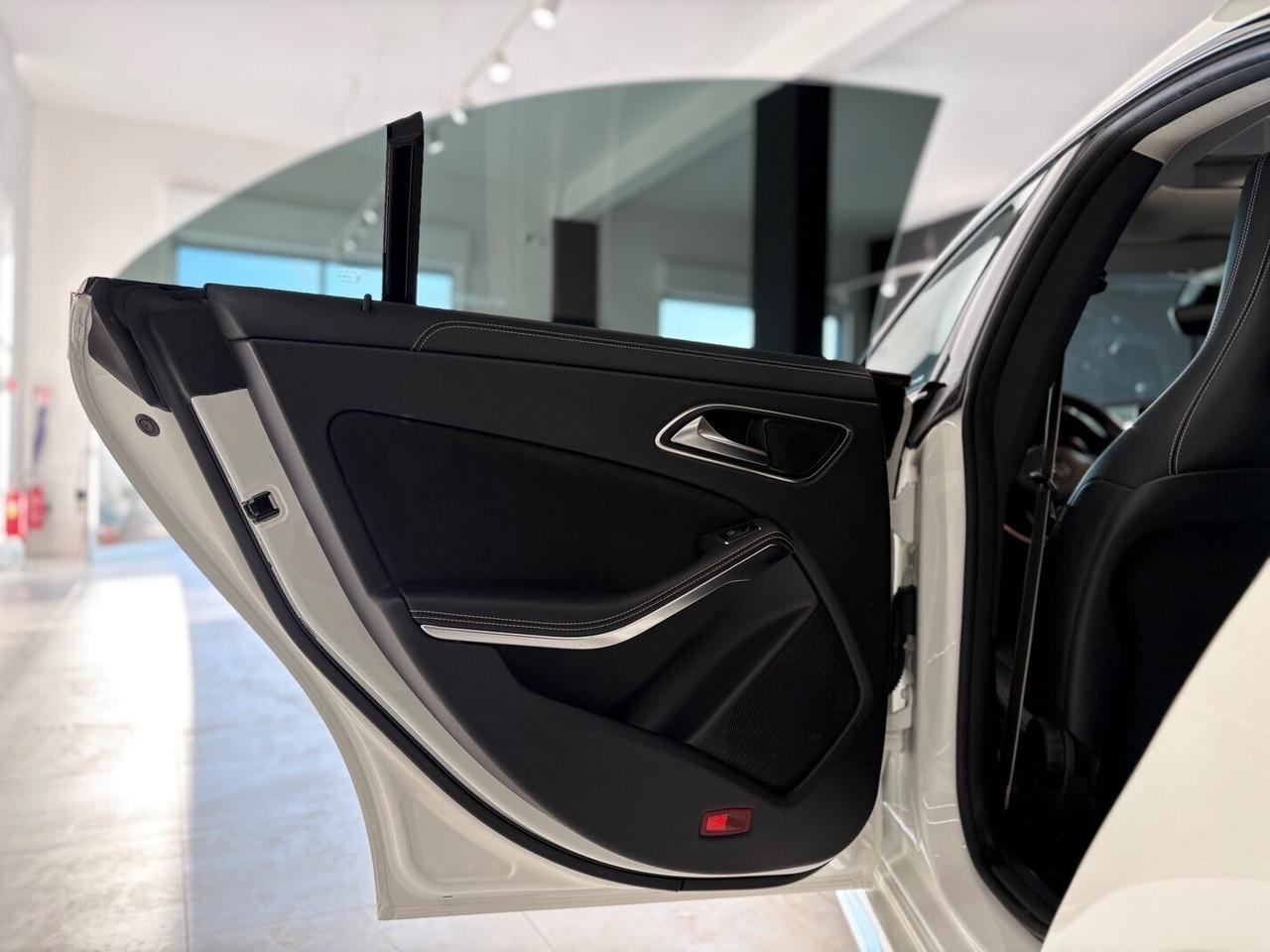 Mercedes-benz CLA 200 d 4Matic Automatic Premium (EDITION)