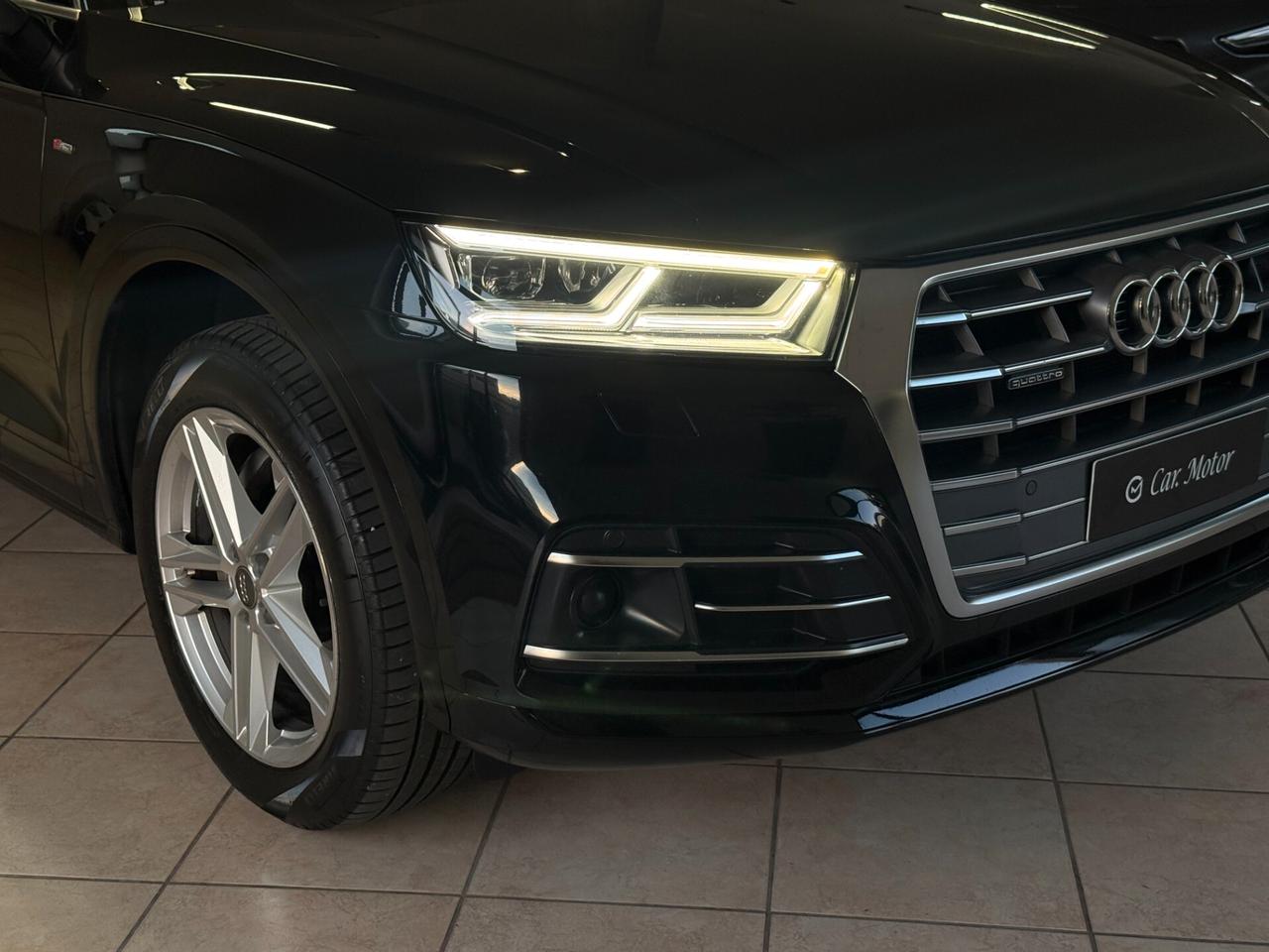 Audi Q5 40 TDI quattro S tronic line plus Matrix Ambiente Pelle