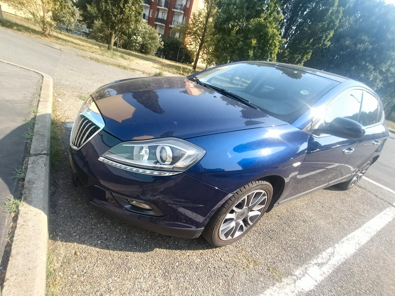 Lancia Delta 1.6 MJT DPF Platino