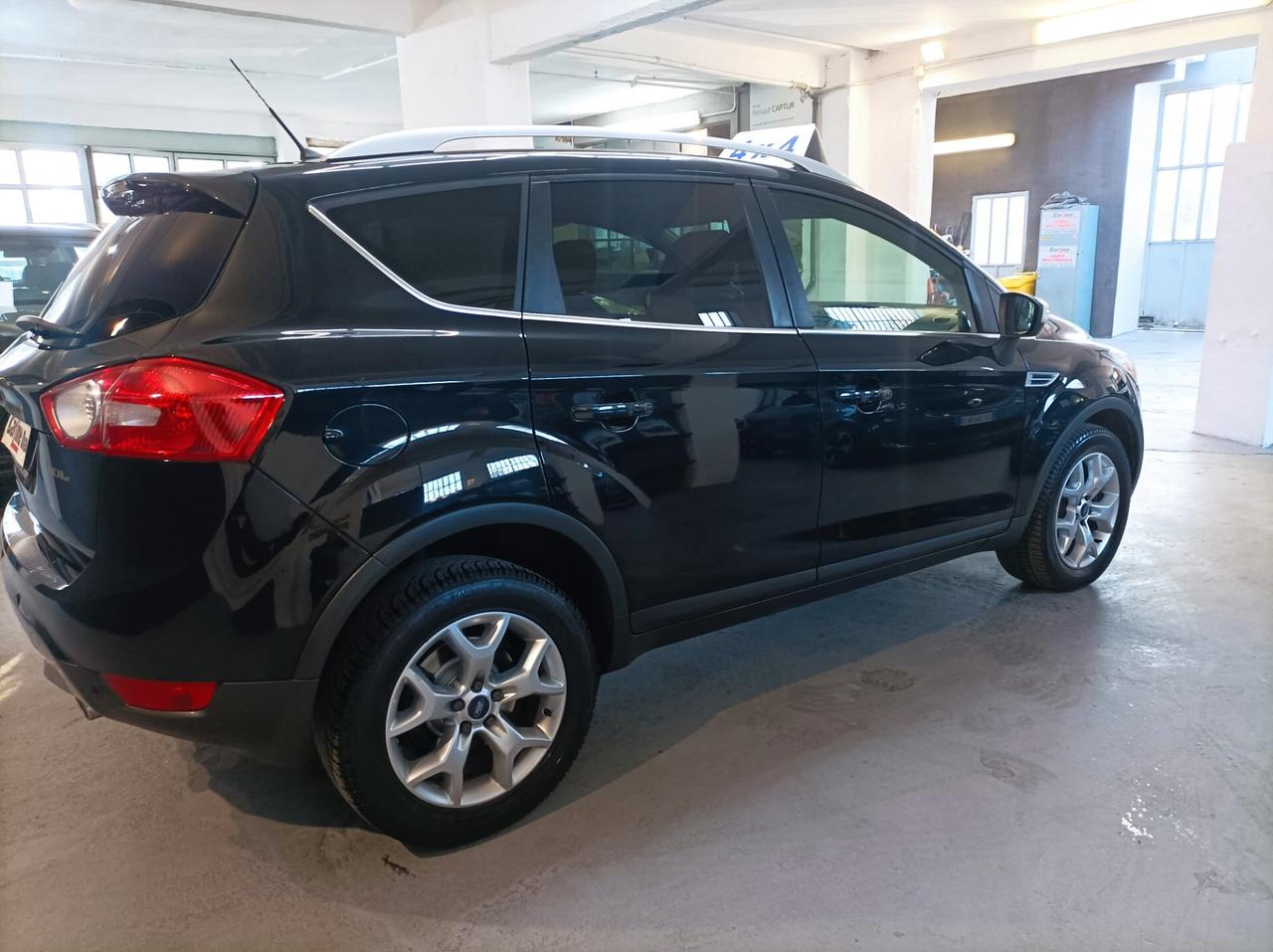 Ford Kuga 2.0 TDCi 163 CV 4WD-Distr Nuova 184000KM