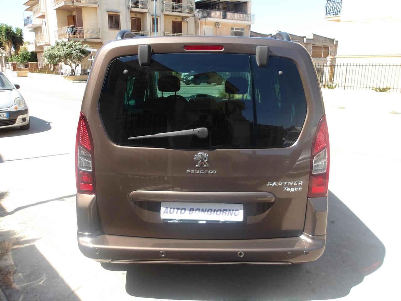 PEUGEOT PARTNER TEPEE 1.6 e-hdi Outdoor s&s 92cv