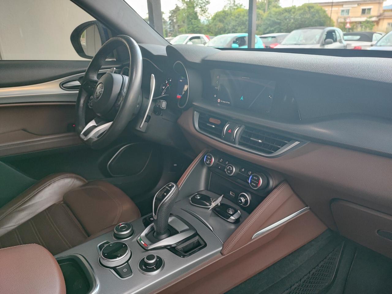 Alfa Romeo Stelvio 2.2 Turbodiesel 210 CV AT8 Q4 Veloce