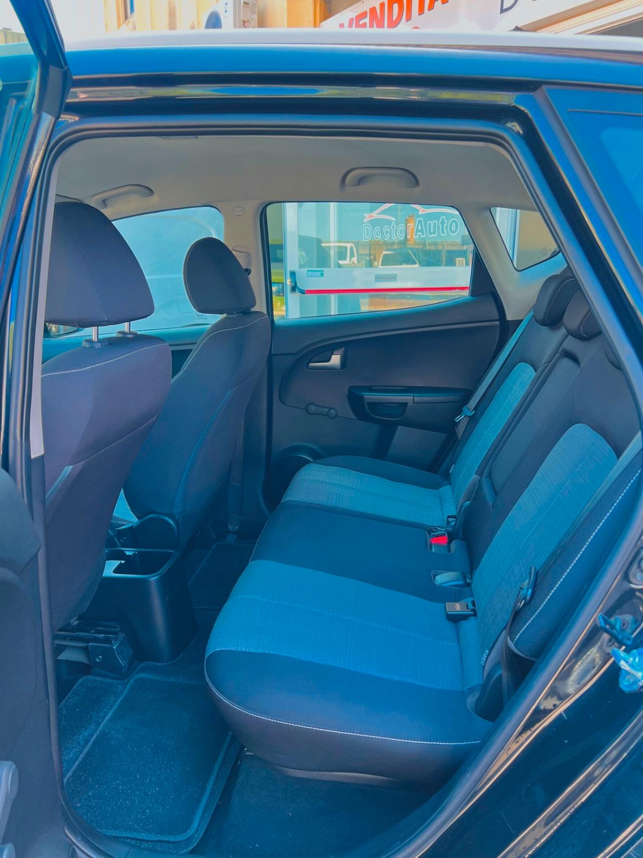 Kia Venga 1.4 CRDi 90 CV Crossover