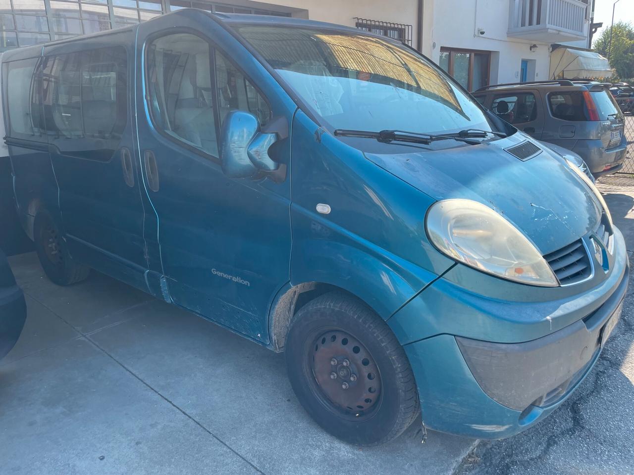 Renault Trafic T29 2.5 dCi/150 PL-TN Passenger Confort DPF