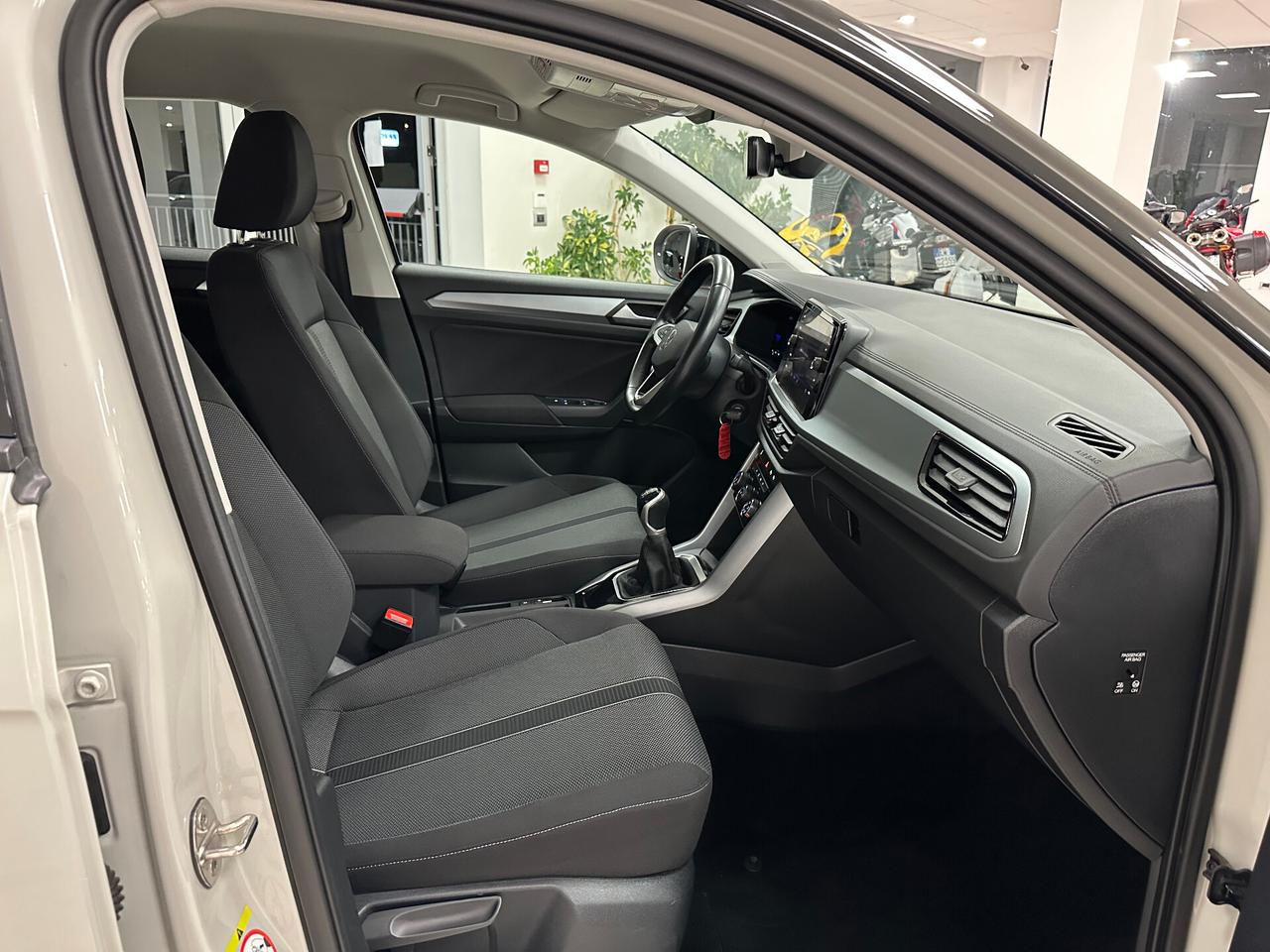 Volkswagen T-Roc 1.0 TSI 110 CV Life - 2023