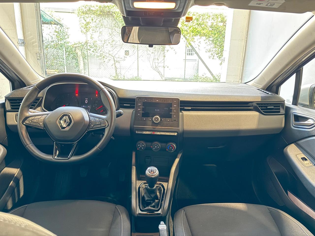 Renault Clio Life 1.0 benz guidabile da neopatentati