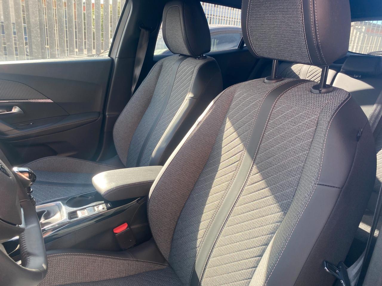 PEUGEOT 2008 1.2 puretech 100Cv s&s ALLURE