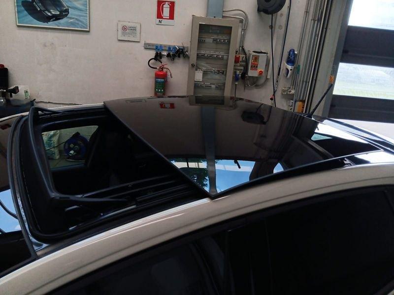 Volkswagen Taigo 1.5 TSI DSG R-Line