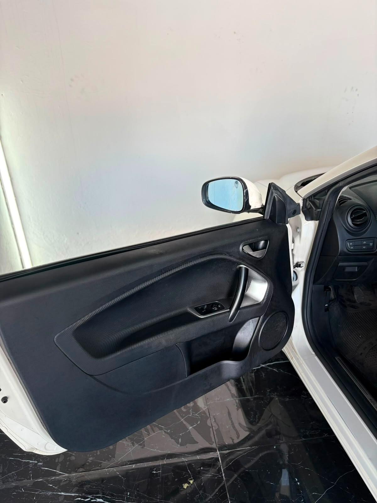 Alfa Romeo MiTo 1.4 T 120 CV GPL Distinctive