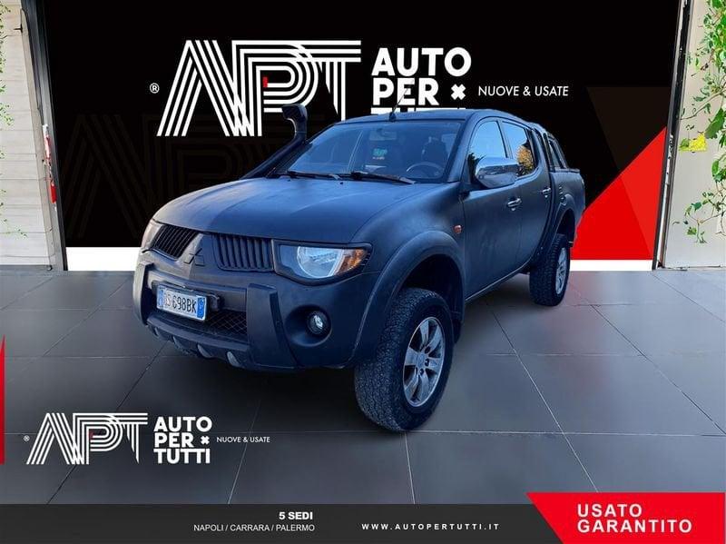 Mitsubishi L200 L200 d.cab 2.5 di-d Invite