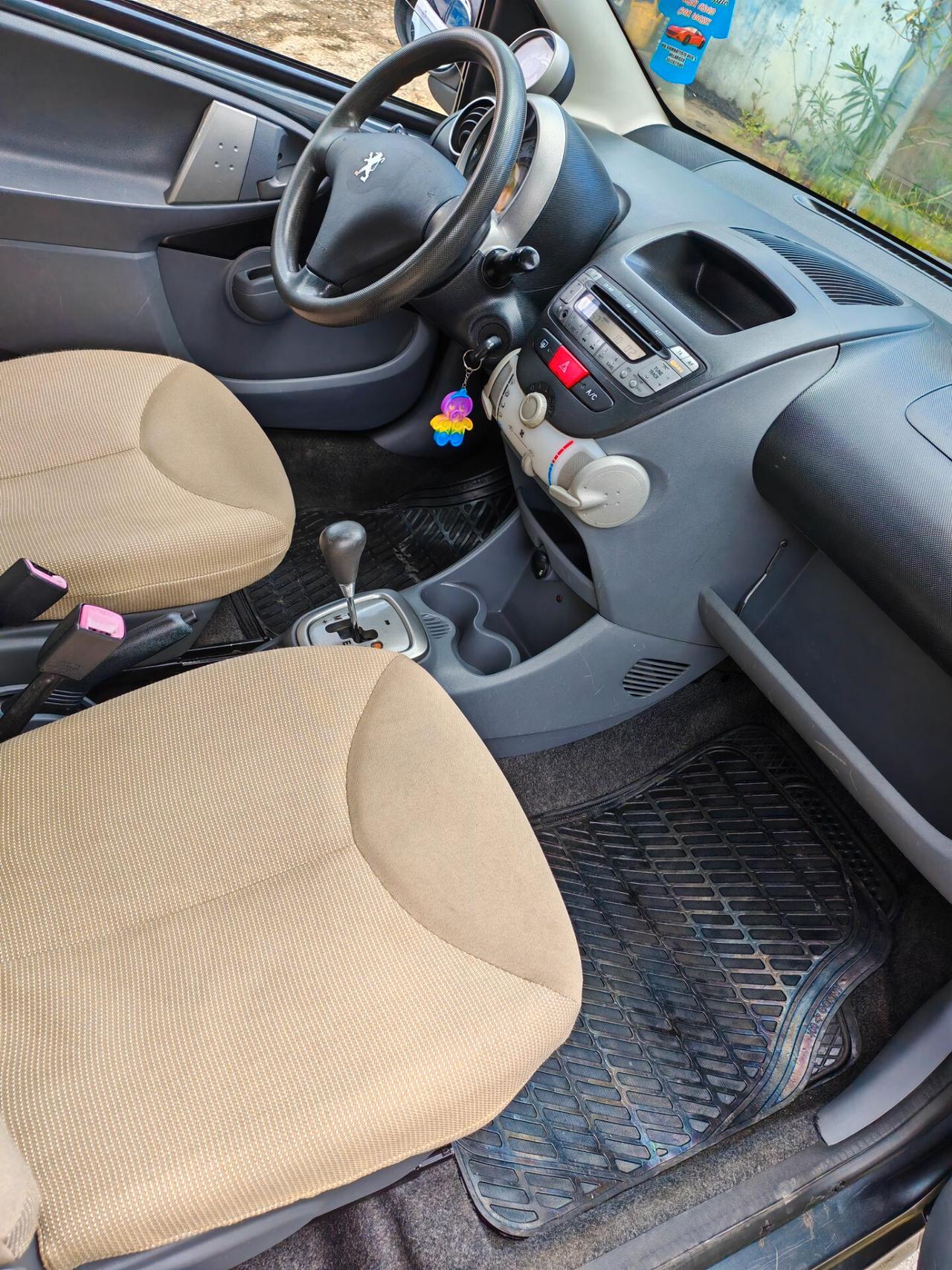 AUTOMATICA PEUGEOT 107 POCHI KM SWEET YEARS