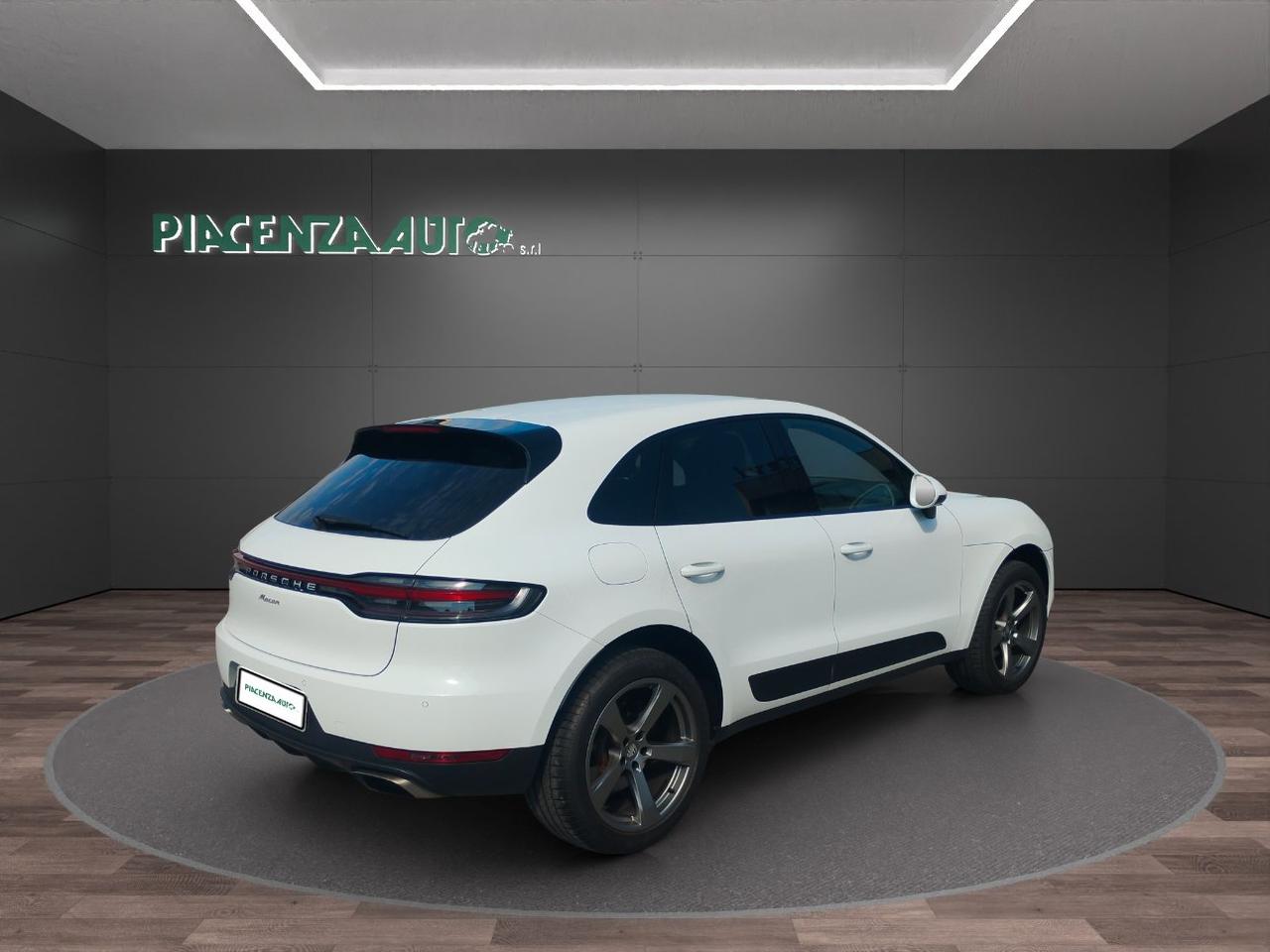 Porsche Macan 2.0 245cv pdk