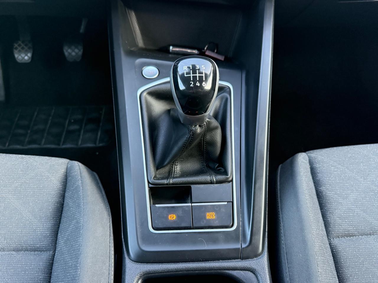 Volkswagen Golf 1.0 TSI EVO Life OK NEOPATENTATI