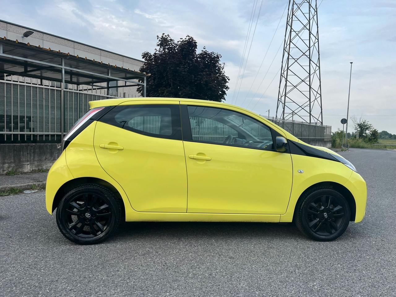 Toyota Aygo 1.0 BENZ SOLO 79K KM