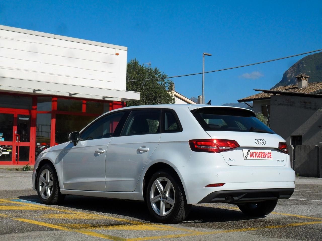 Audi A3 SPB 1.6TDI Business 5porte