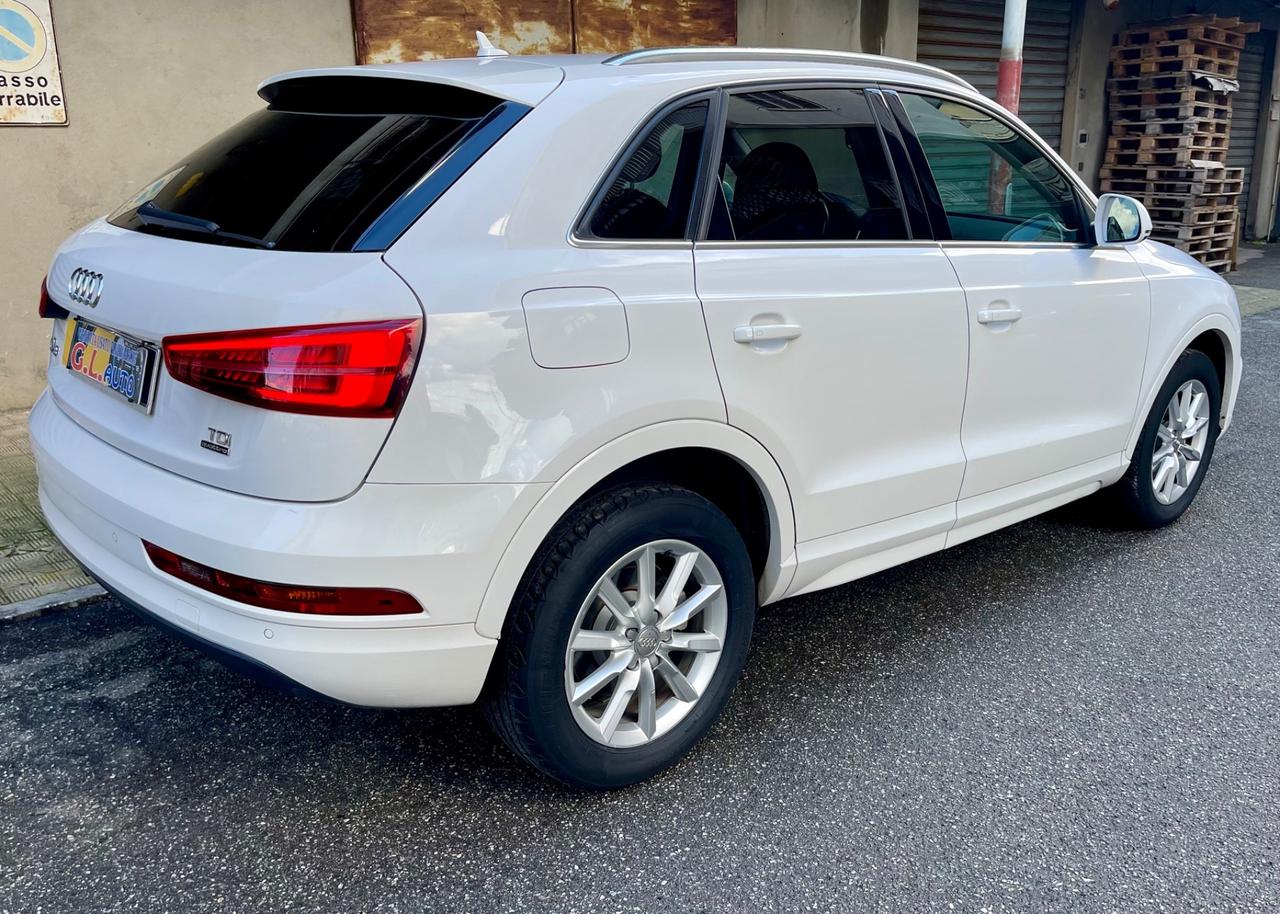 Audi Q3 2.0 TDI 150 CV quattro S tronic Sport