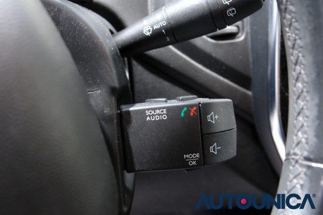 RENAULT Captur DCI 8V 90 CV BUSINESS NEOPATENTATI FARI LED