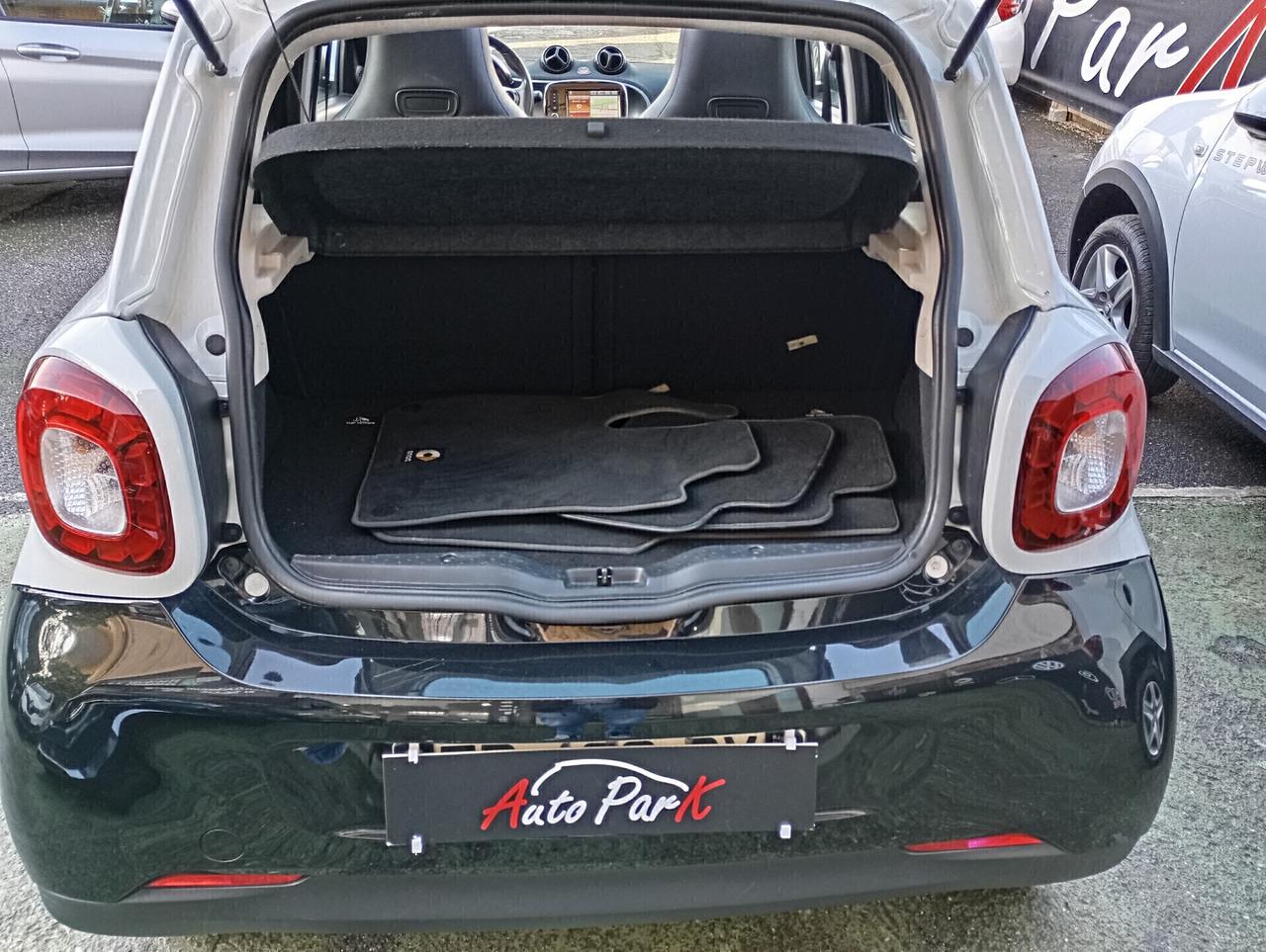 Smart ForFour Cabrio 1.0 70CV Prime Aut.