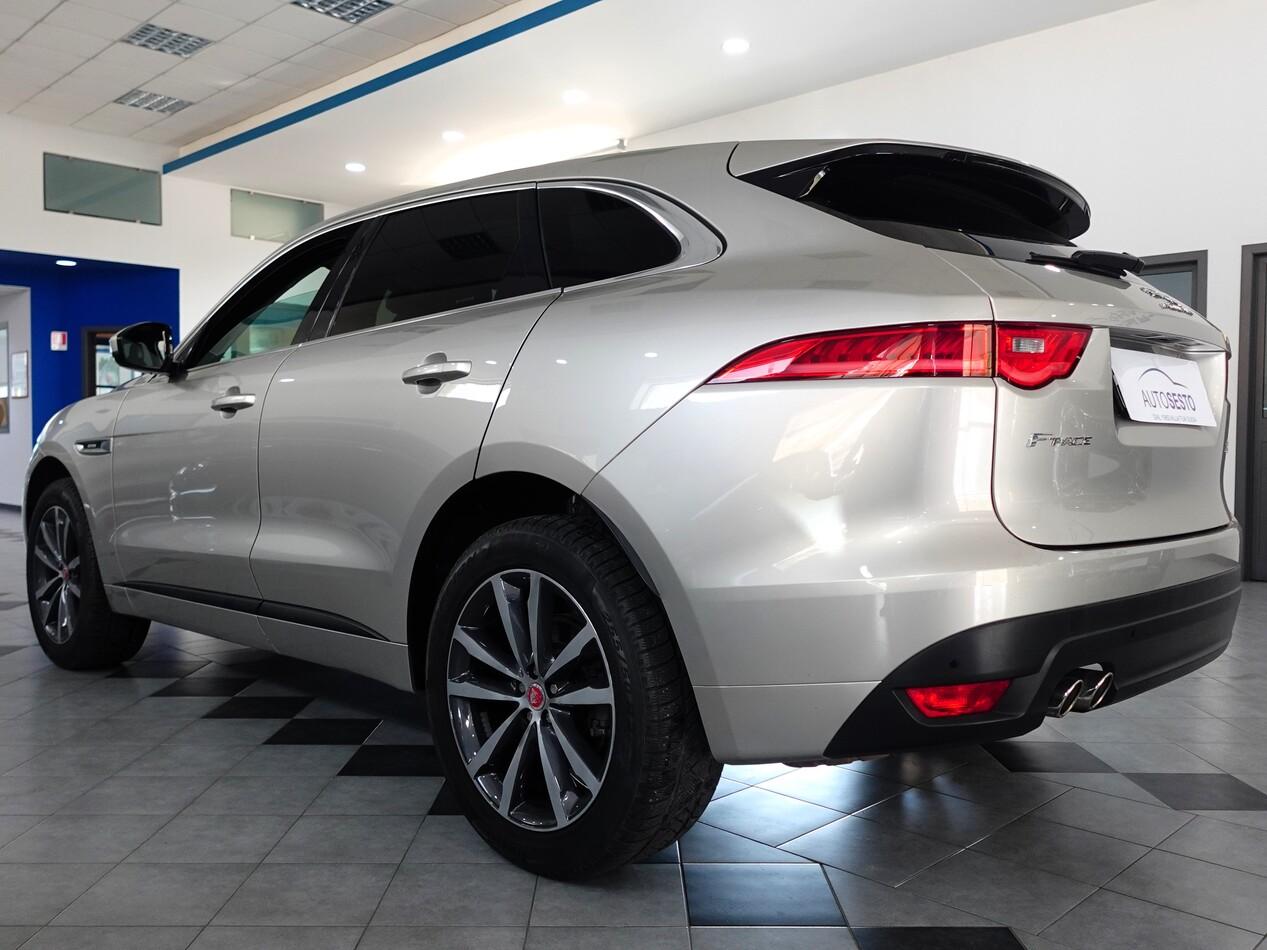 Jaguar F-Pace 2.0d 180 CV AWD R-SPORT
