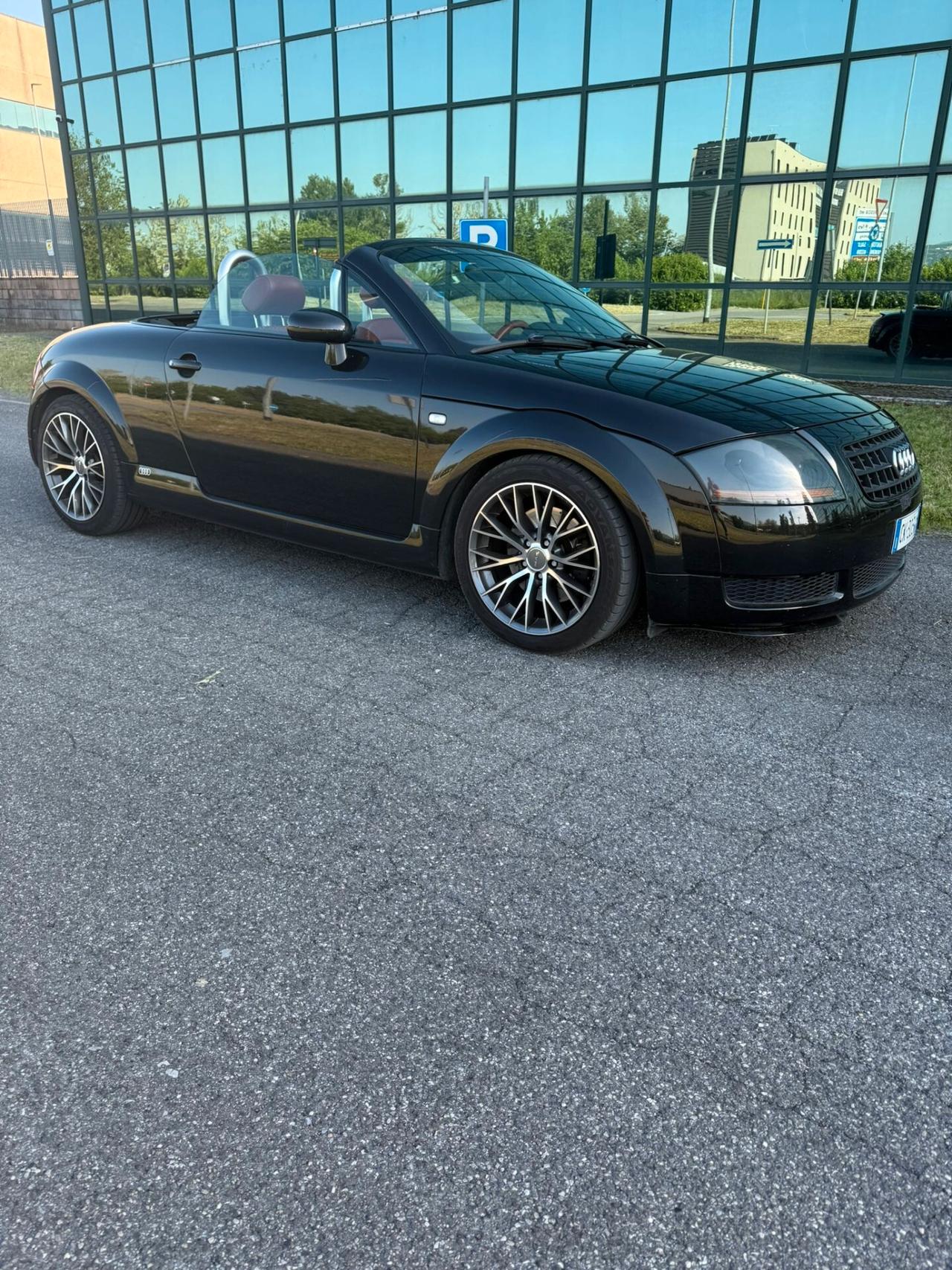 Audi TT Roadster 1.8 T 20V 179 CV cat