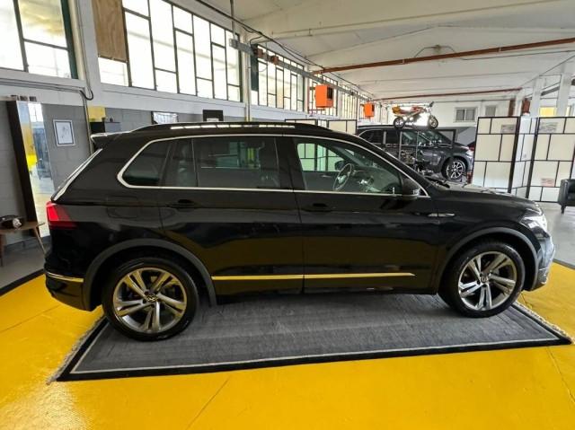 Volkswagen Tiguan TIGUAN 2.0 tdi R-Line 150cv dsg