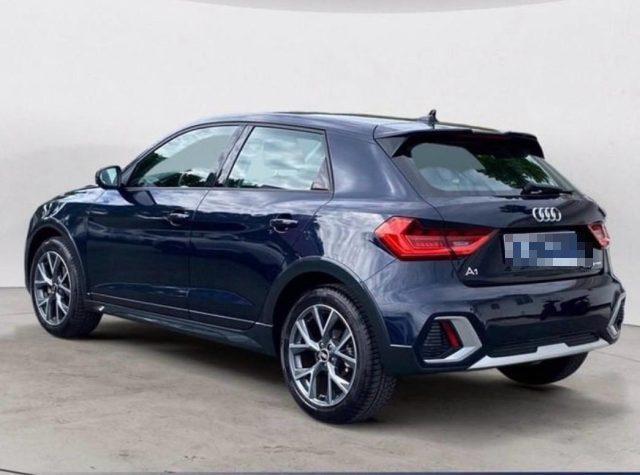 AUDI A1 citycarver 30 TFSI Identity Contrast