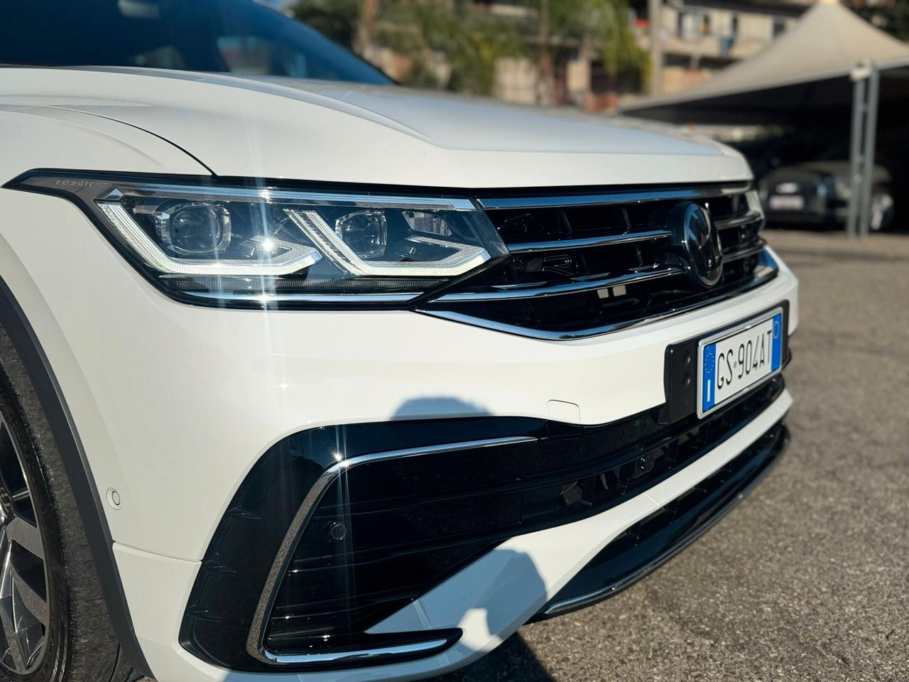 Volkswagen Tiguan R line 2.0 TDI 200 CV SCR DSG 4MOTION R-Line