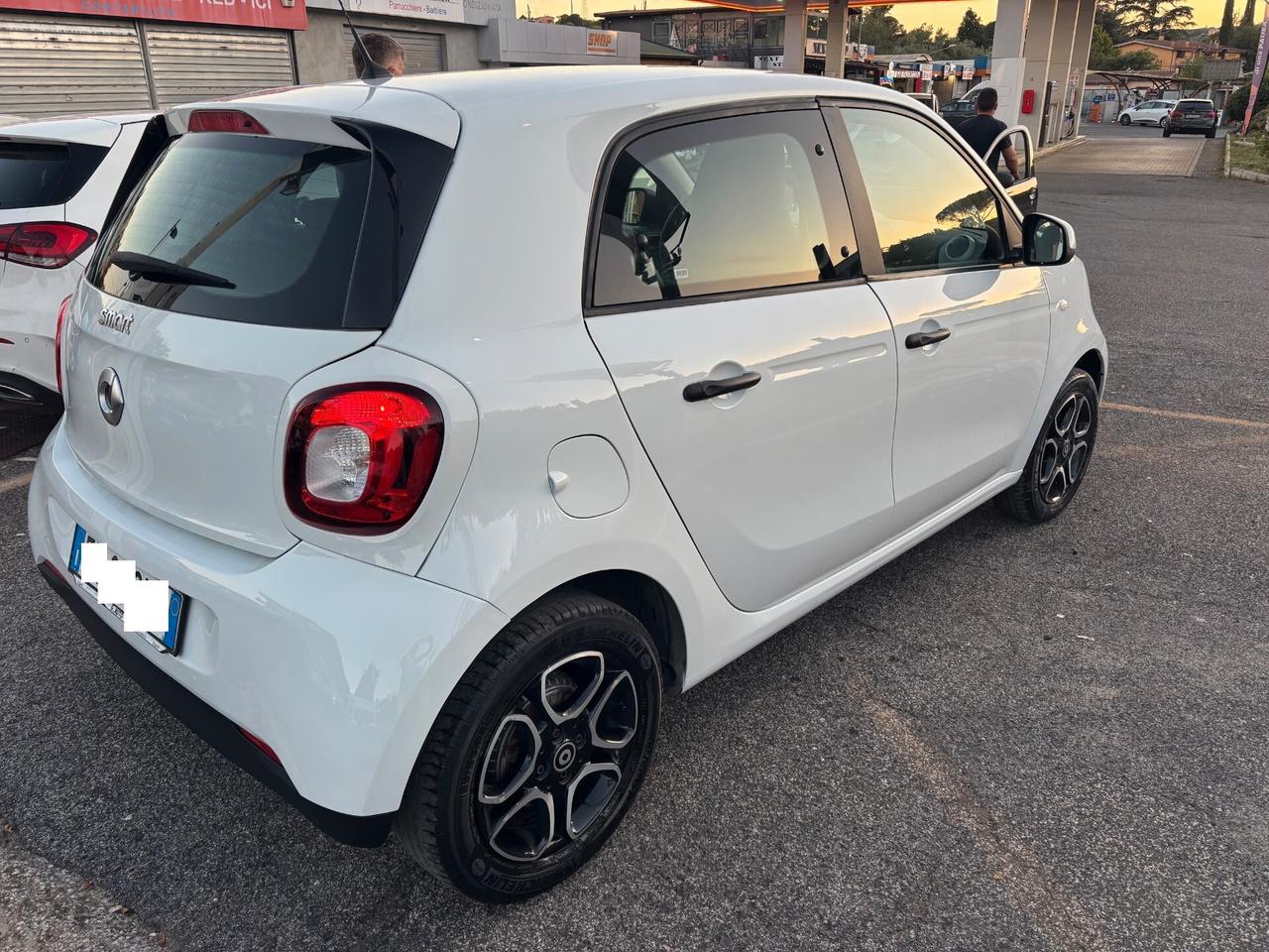 Smart ForFour 70 1.0 twinamic Perfect BELLISSIMA, NAVIGATORE, PELLE, CERCHI IN LEGA, PREZZO VERO!!!!