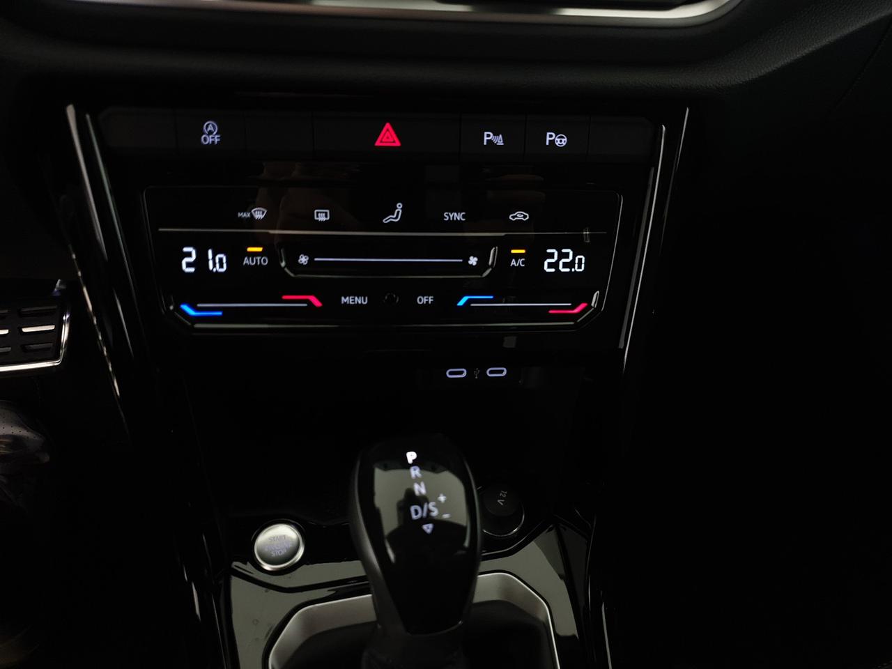 Volkswagen T-Roc 1.5 tsi r-line plus dsg