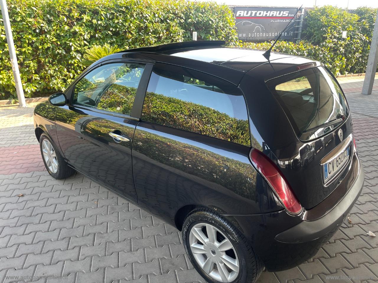 LANCIA Ypsilon 1.3 MJT 16V Argento