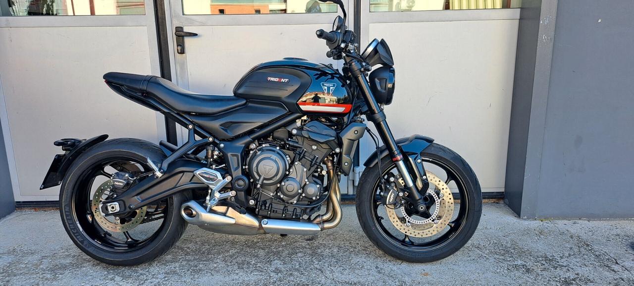Triumph Trident 660