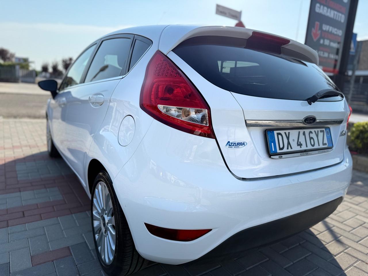 Ford Fiesta 1.4 5 porte Bz.- GPL Titanium