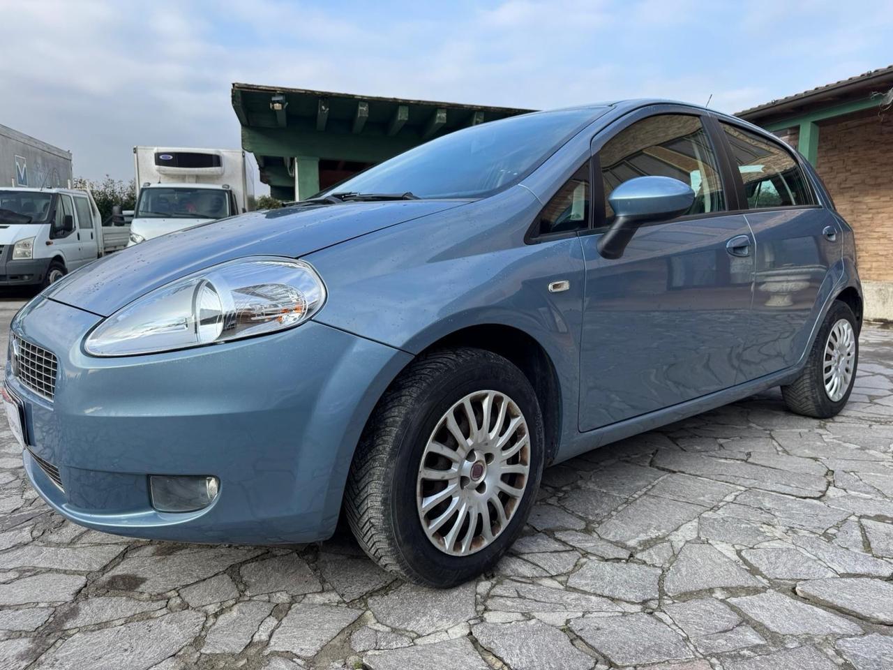 Fiat Grande Punto GPL 1.4 3 porte Dynamic neopatentati