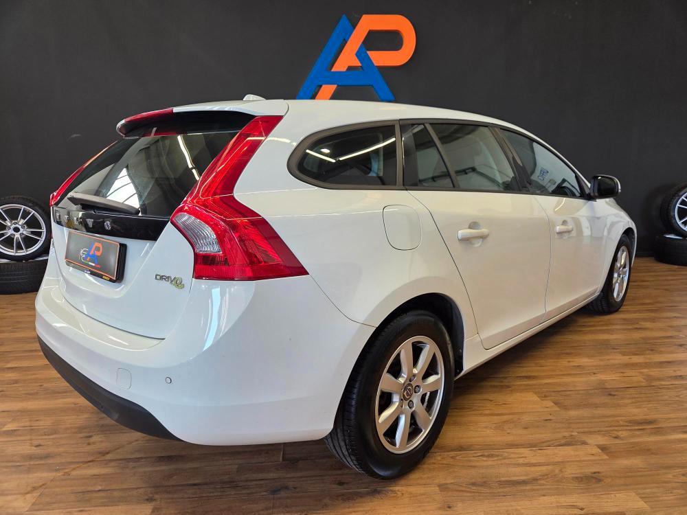 Volvo V60 1.6 d2 (drive) Momentum