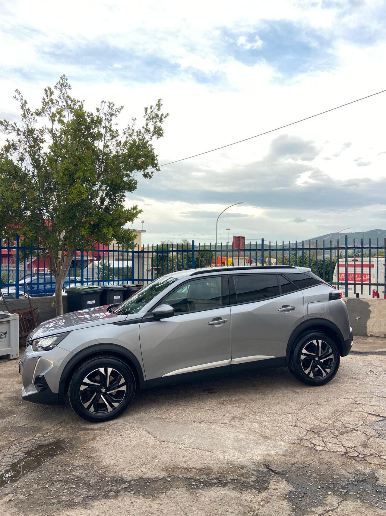 Peugeot 2008 BlueHDi 130 EAT8 ALLURE PACK