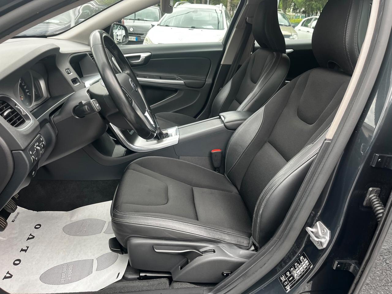 Volvo V60 D3 Momentum